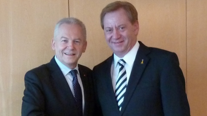 Bahnchef Dr. Rüdiger Grube und Ingo Gädechens, MdB