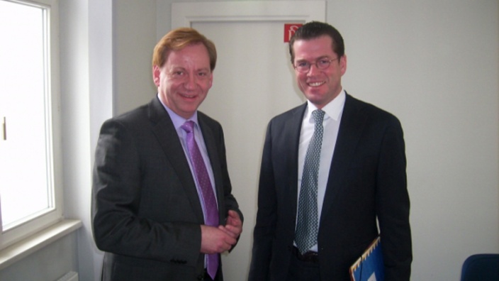 Ingo Gädechens, Karl-Theodor zu Guttenberg
