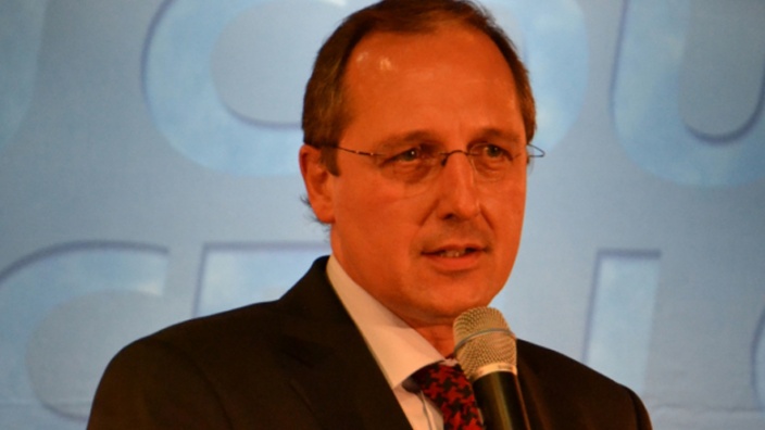 De Jager begeistert CDU-Mitglieder auf Regionalkonferenz in Segeberg
